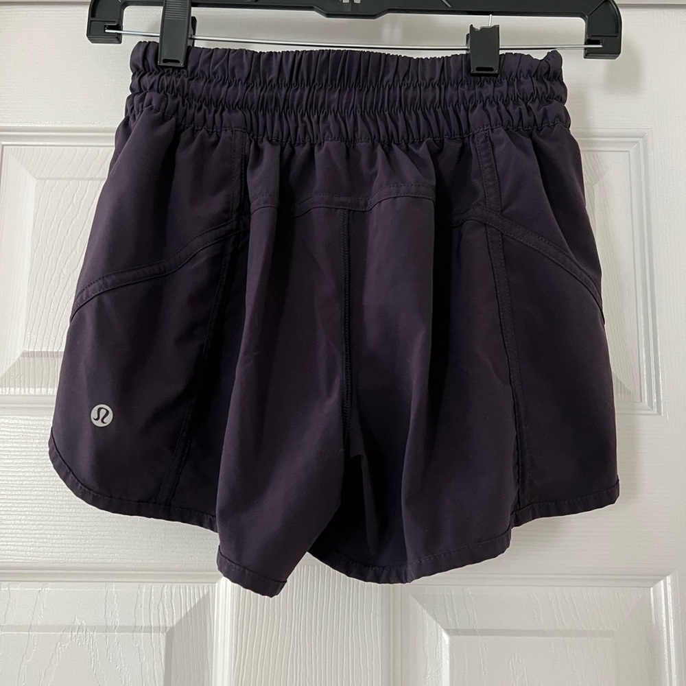 Lululemon hotty hot 4"